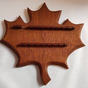 COLLECTIBLE WALL SPOON HOLDER Maple Leaf WOOD